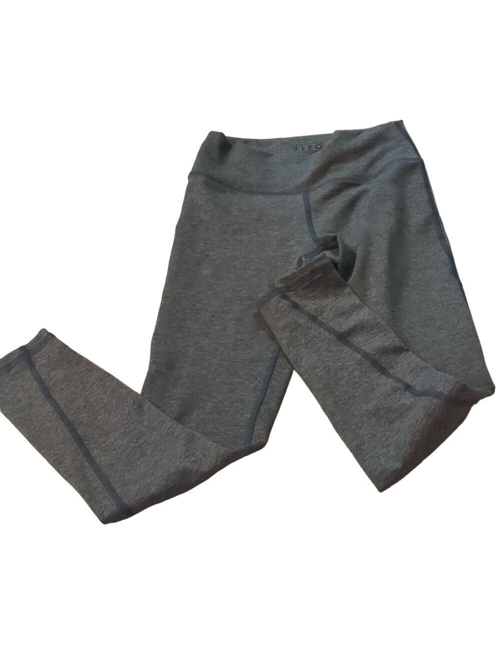 Fleo leggings size small